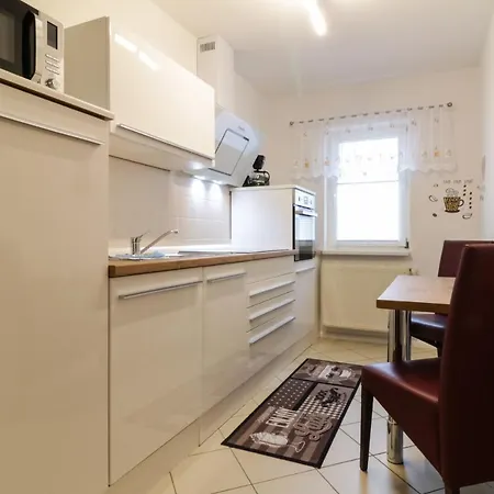 Gartenhaus Diana Apartment *